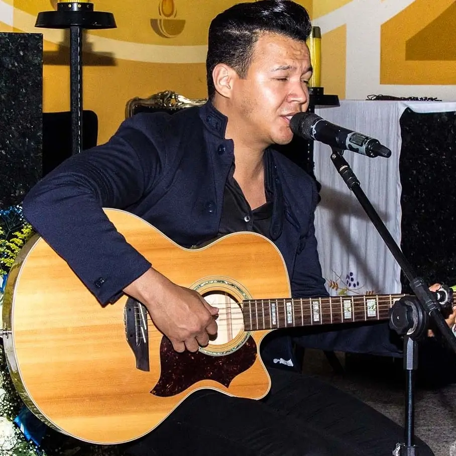 Galeria Fábio Luporinny Apresentação em Igreja com Christian Moraes.