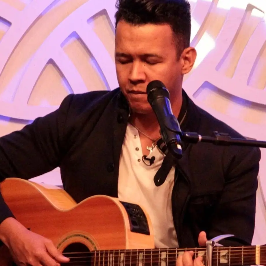 Galeria Fábio Luporinny Apresentação em Igreja com Christian Moraes.